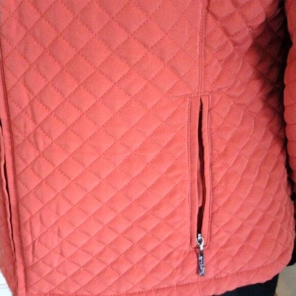 Aeros Quilted Jacket - Picture 3 of 10